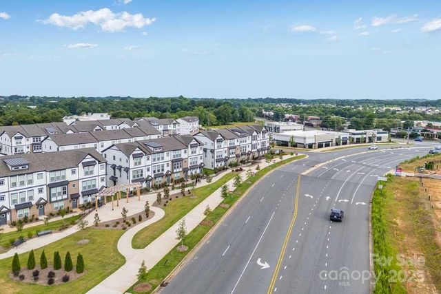 9466 Senator Royall Drive, Charlotte, NC 28262