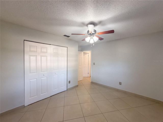 13732 21ST STREET, Dade City, FL 33525