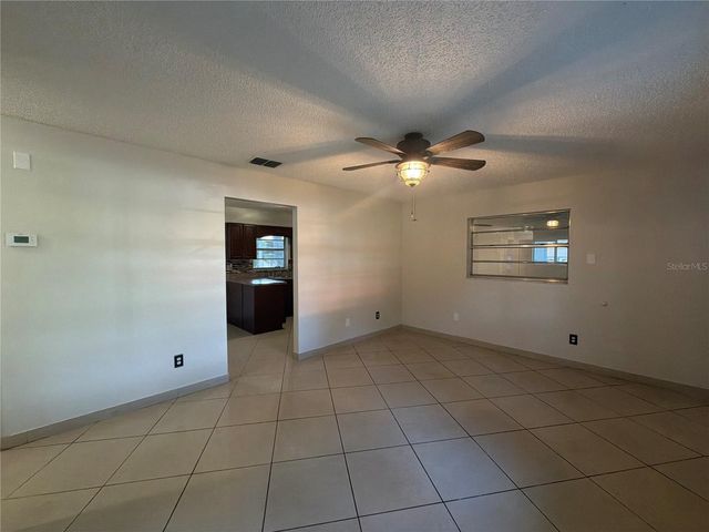 13732 21ST STREET, Dade City, FL 33525