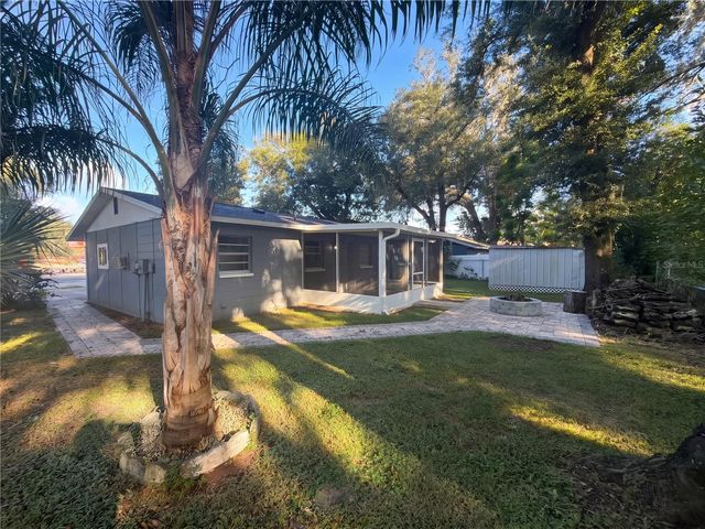 13732 21ST STREET, Dade City, FL 33525