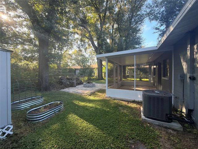 13732 21ST STREET, Dade City, FL 33525