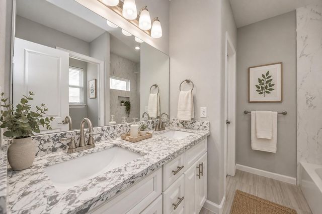 4011 Elmwood Street, Houston, TX 77051
