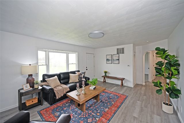 3760 Pennyroyal Road, Franklin, OH 45005