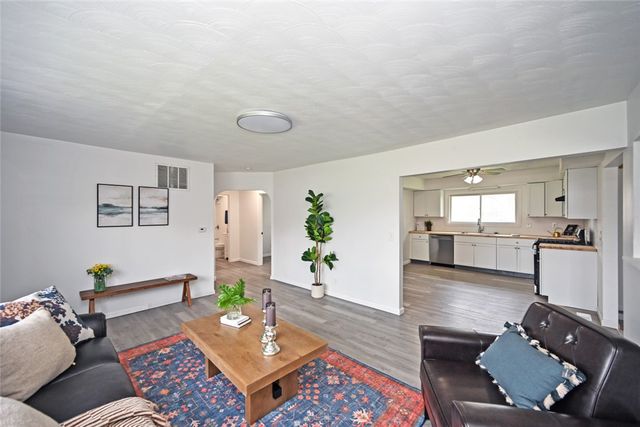 3760 Pennyroyal Road, Franklin, OH 45005