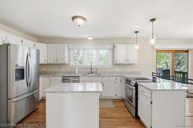 6541 Springfield Lane, Clarkston, MI 48346