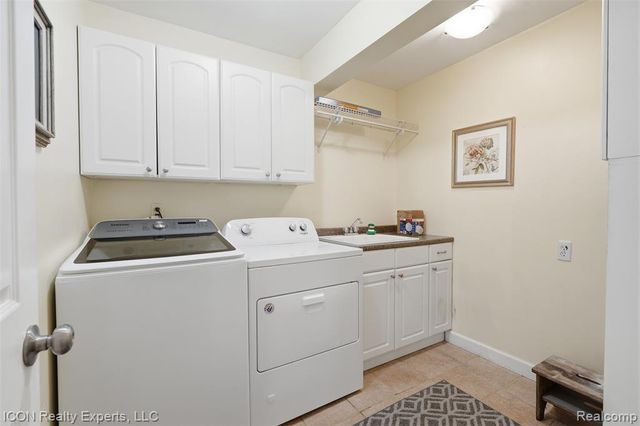 6541 Springfield Lane, Clarkston, MI 48346