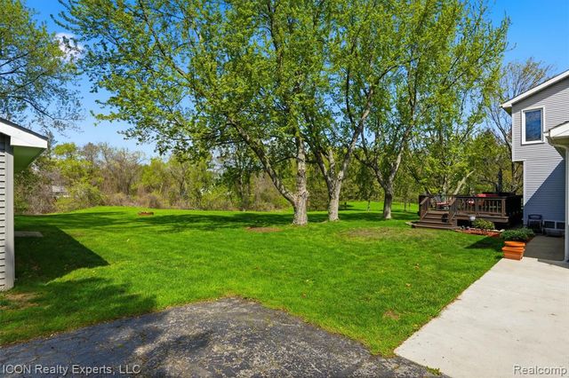 6541 Springfield Lane, Clarkston, MI 48346