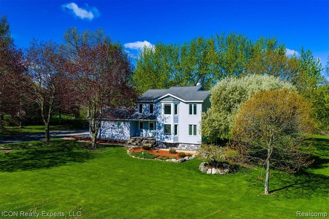 6541 Springfield Lane, Clarkston, MI 48346
