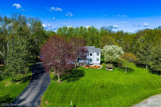 6541 Springfield Lane, Clarkston, MI 48346