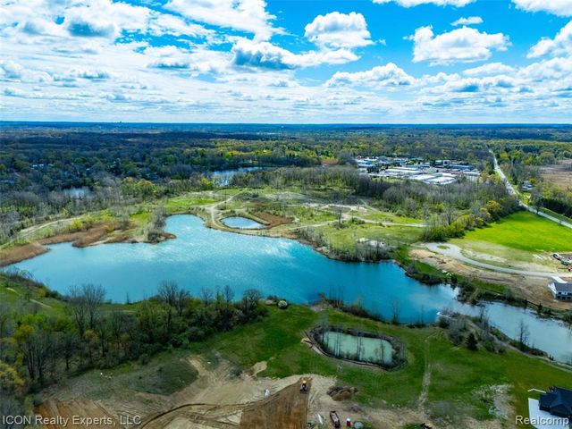 6541 Springfield Lane, Clarkston, MI 48346