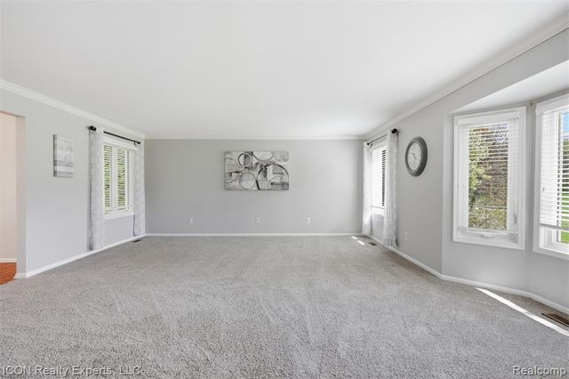 6541 Springfield Lane, Clarkston, MI 48346