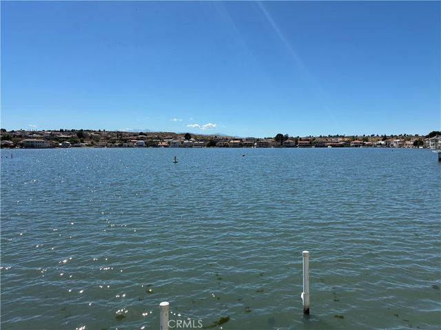 18099 Lakeview, Victorville, CA 92395