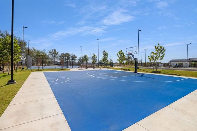 140 Tolo DR, Elgin, TX 78621