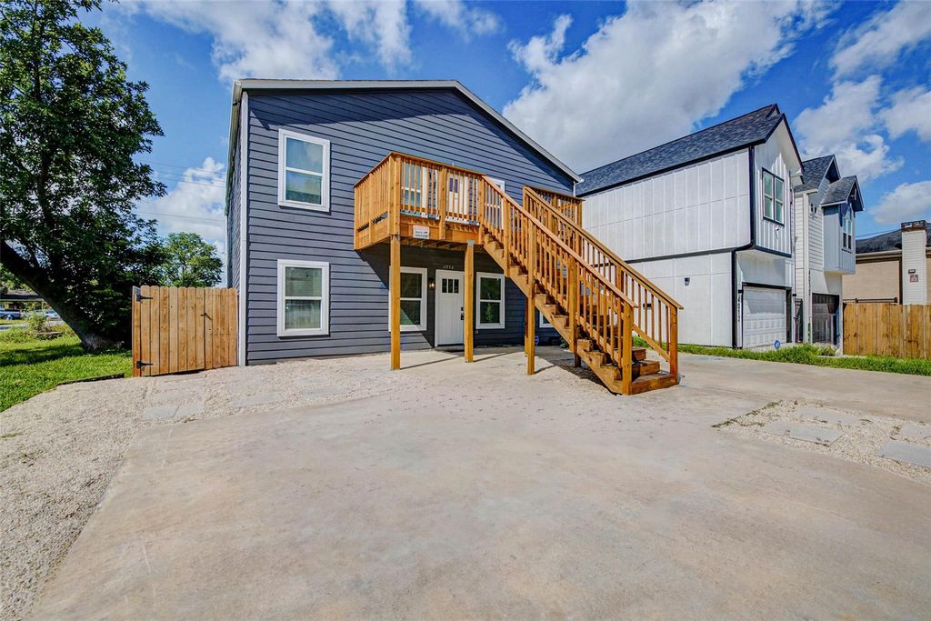 4014 Dreyfus Street B, Houston, TX 77021
