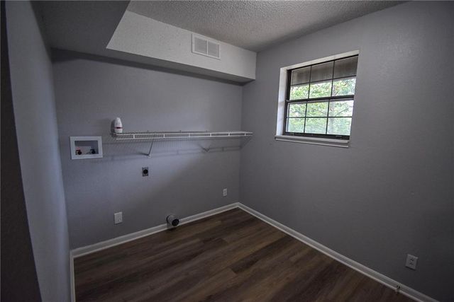 304 E 164th Terrace, Belton, MO 64012