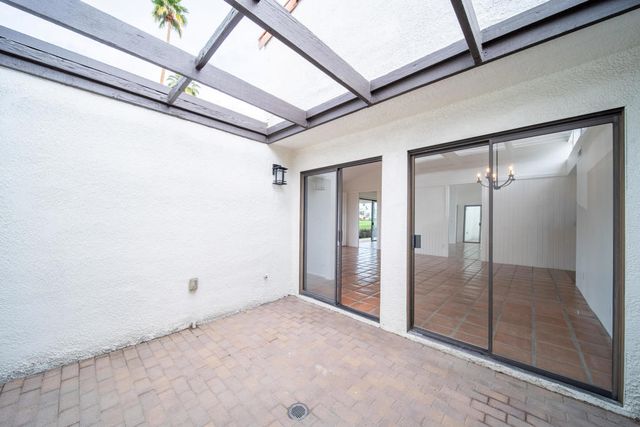 20 San Sebastian Drive, Rancho Mirage, CA 92270