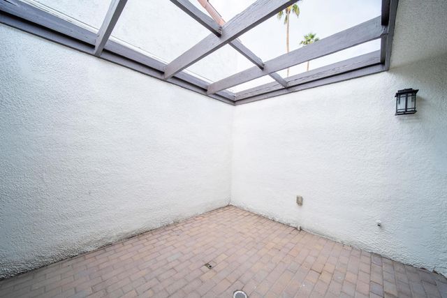 20 San Sebastian Drive, Rancho Mirage, CA 92270