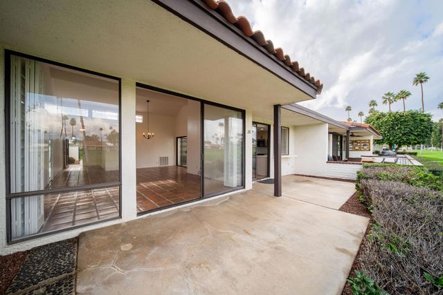 20 San Sebastian Drive, Rancho Mirage, CA 92270