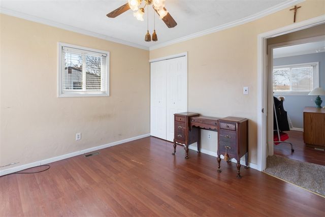 33112 Lynx Court, Westland, MI 48185