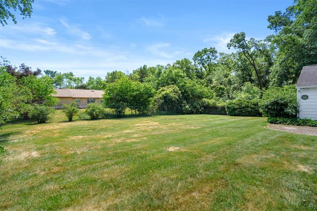 5229 Bronson Boulevard, Portage, MI 49024
