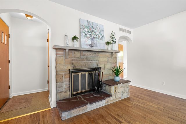 5229 Bronson Boulevard, Portage, MI 49024