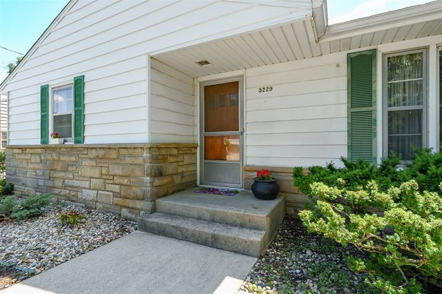 5229 Bronson Boulevard, Portage, MI 49024