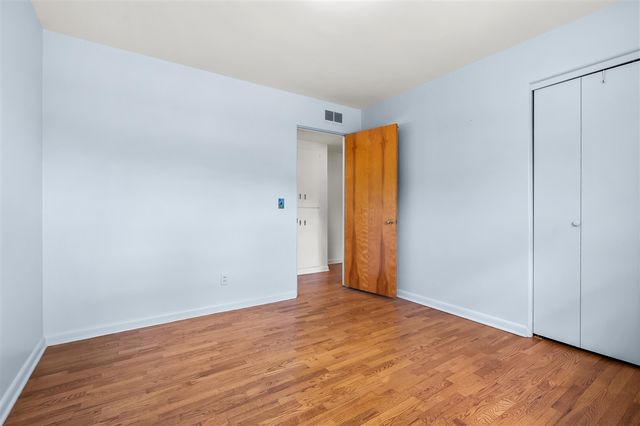 5229 Bronson Boulevard, Portage, MI 49024