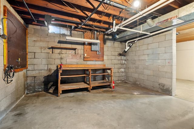 5229 Bronson Boulevard, Portage, MI 49024