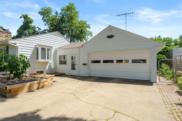 5229 Bronson Boulevard, Portage, MI 49024