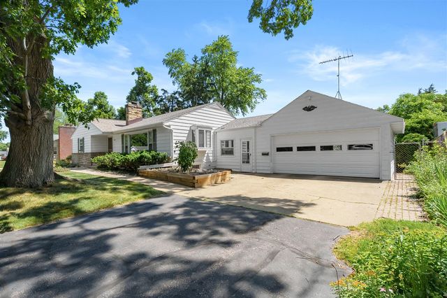 5229 Bronson Boulevard, Portage, MI 49024