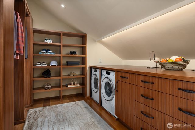 10411 Maplewood Place SW, Seattle, WA 98146