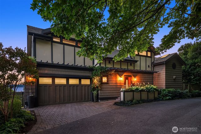 10411 Maplewood Place SW, Seattle, WA 98146