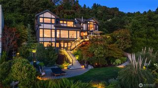 10411 Maplewood Place SW, Seattle, WA 98146