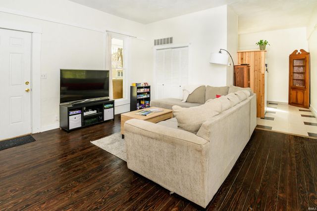 1020 W 7th Street, Bloomington, IN 47404