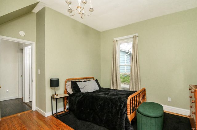 1020 W 7th Street, Bloomington, IN 47404