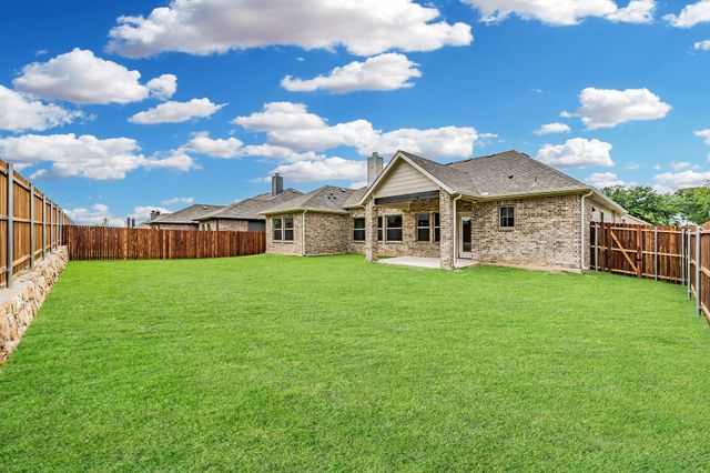 224 Gardenia Drive, Azle, TX 76020