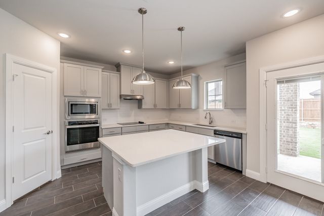 224 Gardenia Drive, Azle, TX 76020