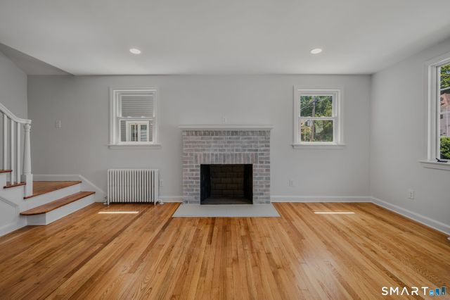 85 Ledyard Street, New London, CT 06320