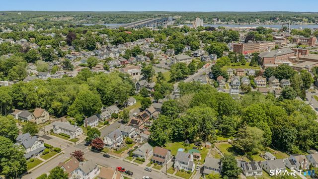 85 Ledyard Street, New London, CT 06320