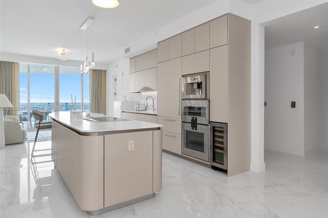 16901 Collins Avenue 3203, Sunny Isles Beach, FL 33160