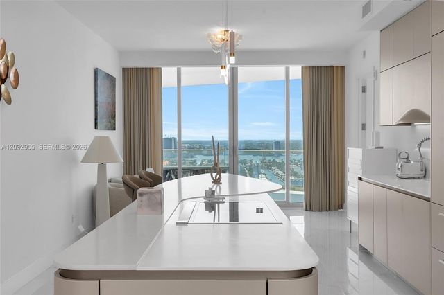 16901 Collins Avenue 3203, Sunny Isles Beach, FL 33160