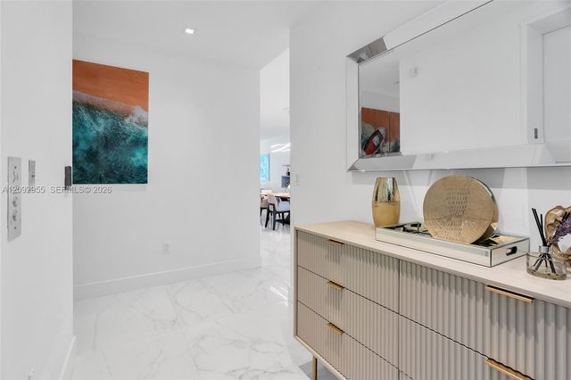 16901 Collins Avenue 3203, Sunny Isles Beach, FL 33160