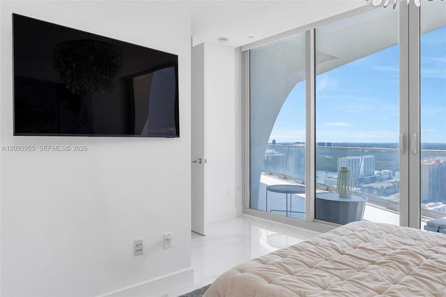 16901 Collins Avenue 3203, Sunny Isles Beach, FL 33160