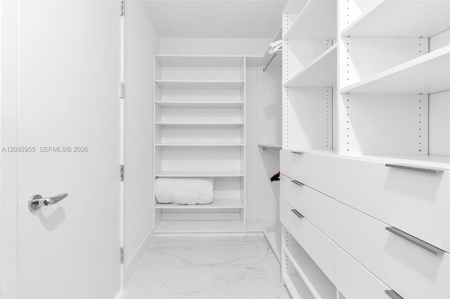 16901 Collins Avenue 3203, Sunny Isles Beach, FL 33160