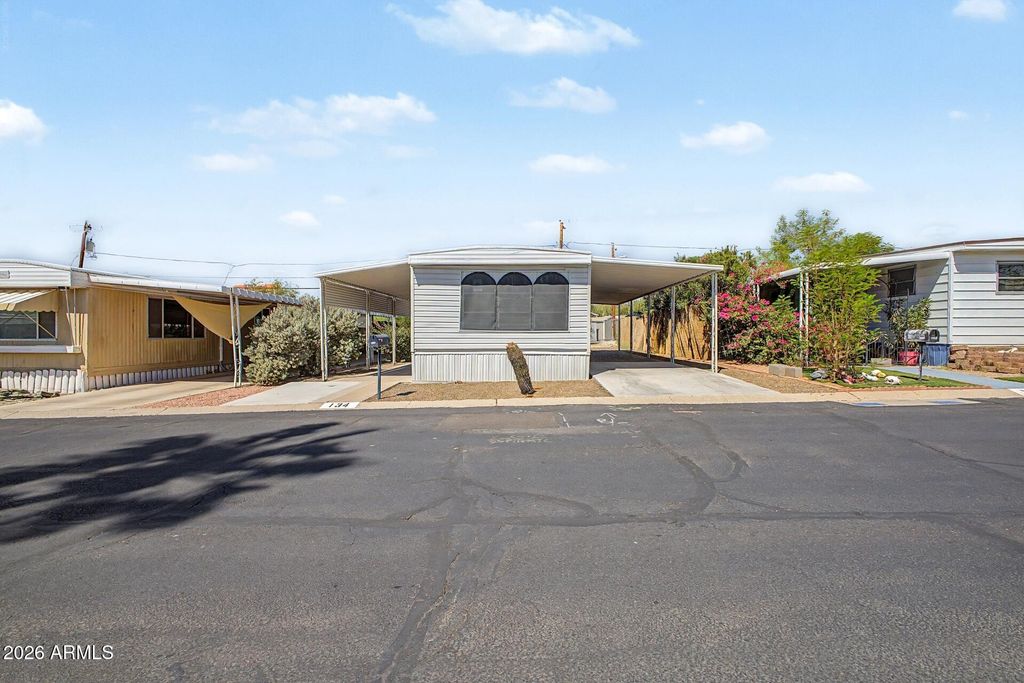10401 N CAVE CREEK Road 134, Phoenix, AZ 85020 — exterior