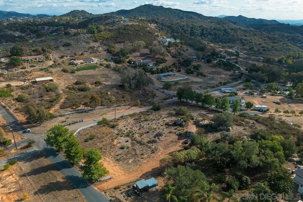 11541 Turner Heights Drive, Escondido, CA 92026