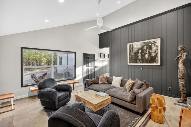 22080 Fiddletown Rd, Volcano, CA 95689