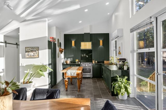 22080 Fiddletown Rd, Volcano, CA 95689