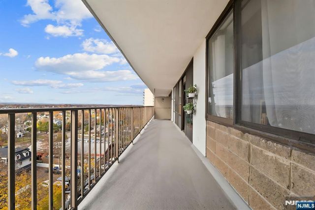 277 Prospect Avenue 11H, Hackensack, NJ 07601