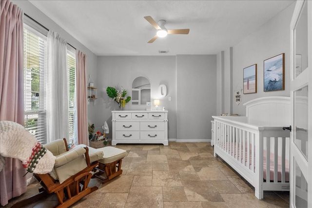 926 Mystic Village Lane, Seabrook, TX 77586